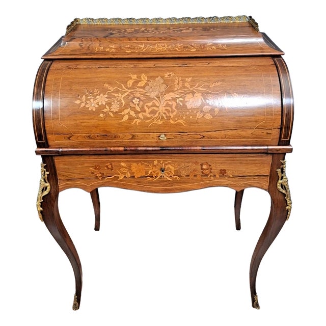 Louis XV Cylinder Desk in Marquetry and Gilt Bronze For Sale