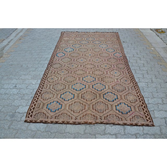 Turkish Vintage Anatolian Kilim Rug For Sale - Image 11 of 11