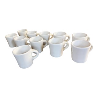 Vintage Buffalo China Restaurant Ware White Coffee Mugs/Cups – Set of 11 For Sale