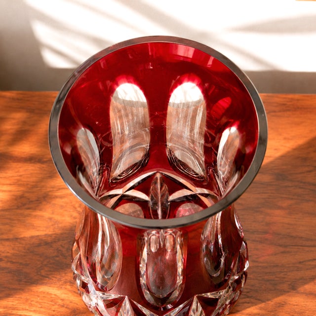 Elegant and large ruby ​​crystal vase signed WMF (Württembergische Metallwarenfabrik), Germany, 1960. Ruby-lined crystal,...