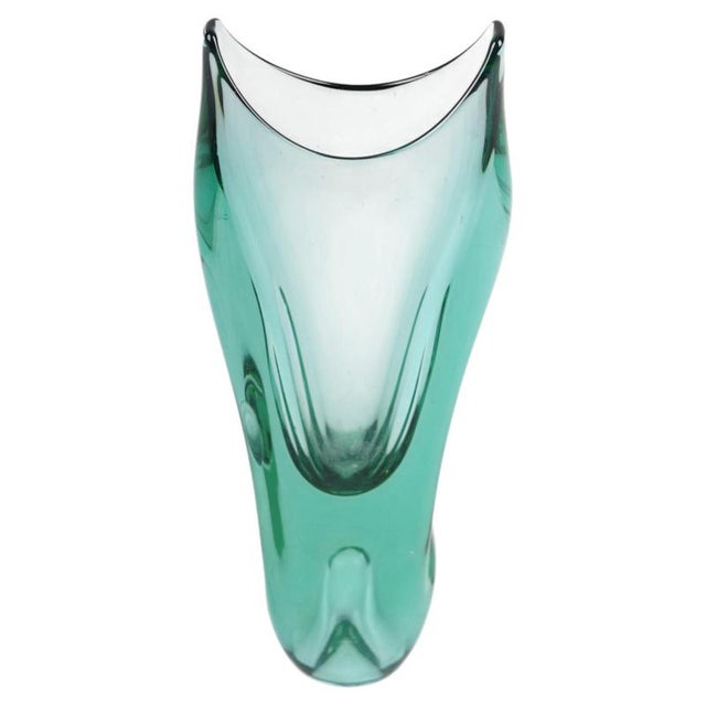 Glass Mid-Century Vase in Thick Glass, Czech, 1950s For Sale - Image 7 of 7