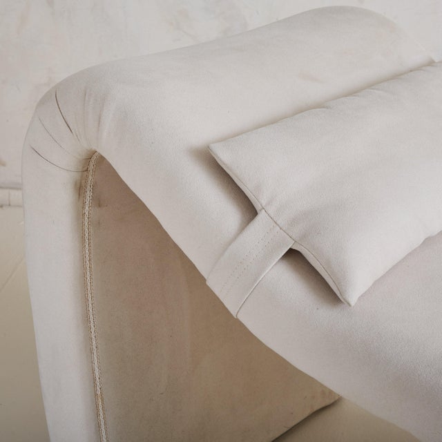 French 'Djinn' Chaise Lounge Attributed to Olivier Mourgue for Airborne International, 1965 For Sale - Image 9 of 11