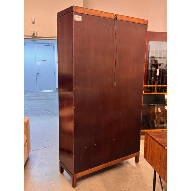 Stickley Metropolitan Display Cabinet For Sale In San Francisco - Image 6 of 12