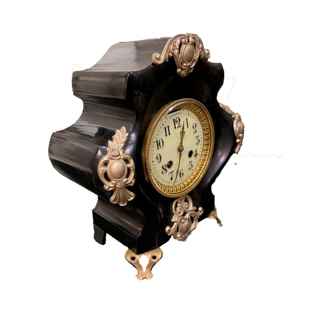 French 19th Century French Black Gilded Clock For Sale - Image 3 of 9