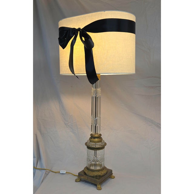 Mid-Century Modern Vintage Crystal and Brass Column Table Lamps - Style of William Kessler Baccarat For Sale - Image 3 of 17