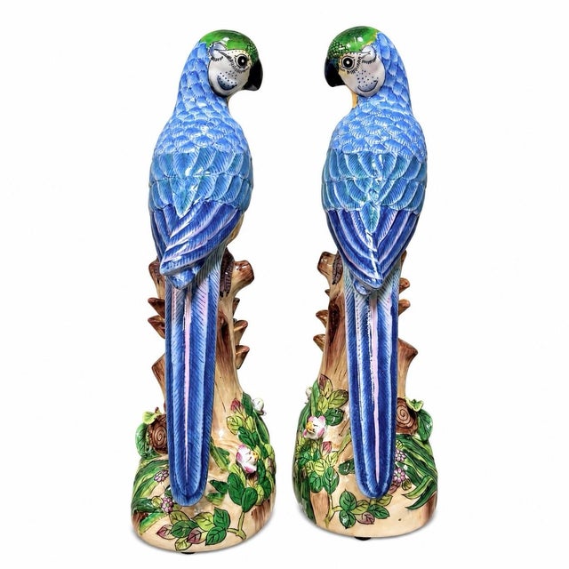 Pair of Parrot Bird Figurines Table Sculptures - Hand Painting Chinese Porcelain Book Matching Set - Chelsea House Mottahedeh Style For Sale In Chicago - Image 6 of 8