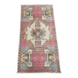 Turkish Yastik Rug 1'7" x 3'1" For Sale