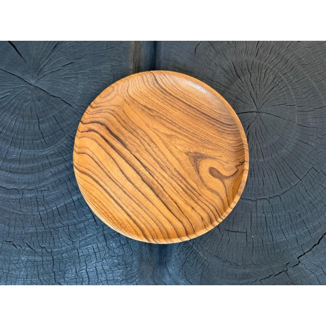 Andrianna Shamaris Minimalist Teak Wood Plates - Set of 5 For Sale - Image 9 of 18