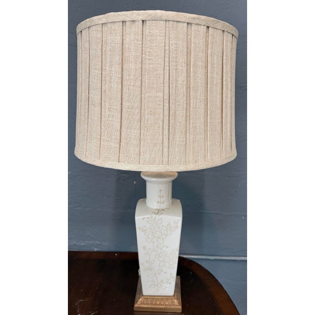 Ceramic Mid 20th Century Asian White Floral Embossed Lamp For Sale - Image 7 of 7