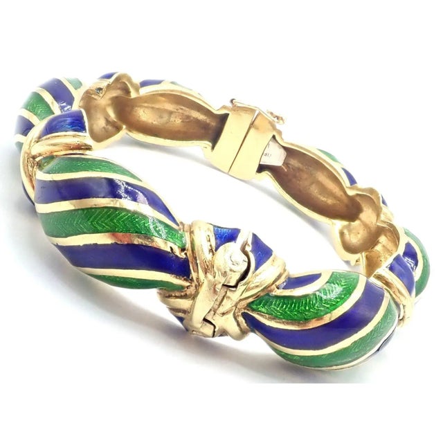 1990s Vintage Tiffany & Co. 18k Yellow Gold Green Blue Enamel Bangle Bracelet For Sale - Image 5 of 10