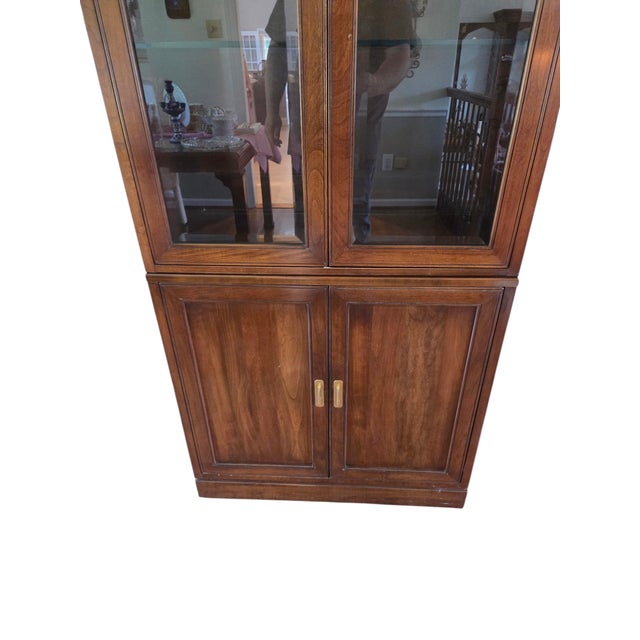 Ethan Allen Canova cabinet in great condition. Minor ware few scratches and dents. Some fading on side of cabinet Please...