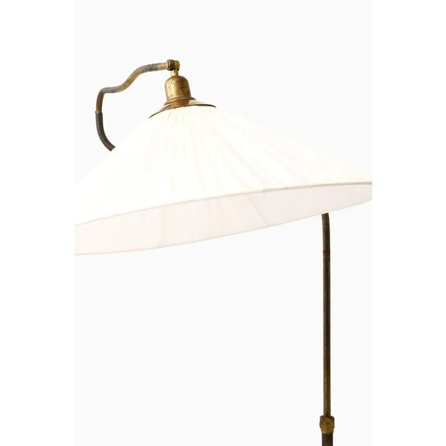 Adjustable Floor Lamp in Brass, 1940s For Sale - Image 4 of 9