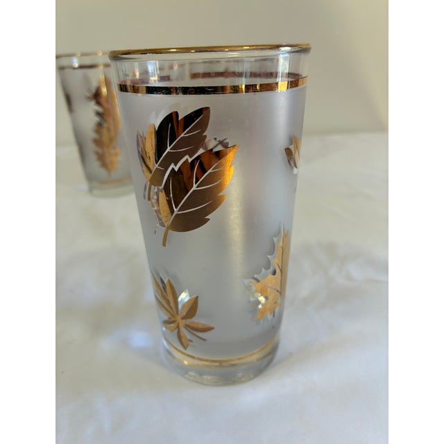 Mid-Century Modern Vintage Mid 20th Century Cocktail Glasses by Libbey With Gold Leaf Design - Set of 5 For Sale - Image 3 of 12