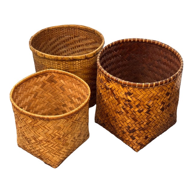 Vintage Handwoven Wicker Baskets, Set of Three For Sale