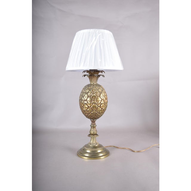 Gold-Toned Pineapple Table Lamp with White Pleated Shade, 1950s For Sale - Image 6 of 15