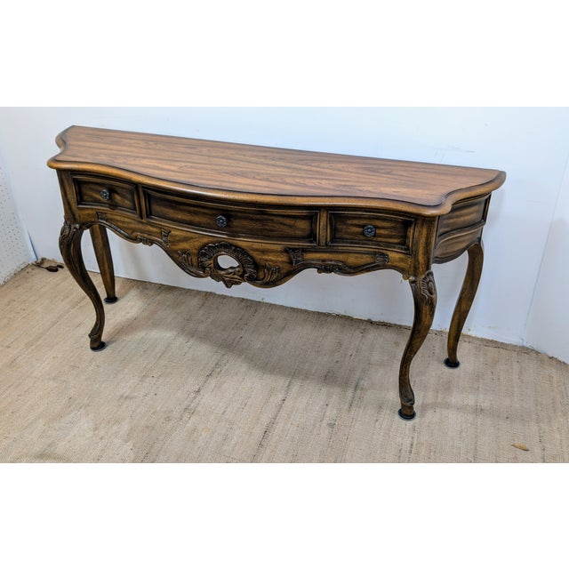 Century French Provincial Console Table For Sale In Houston - Image 6 of 12