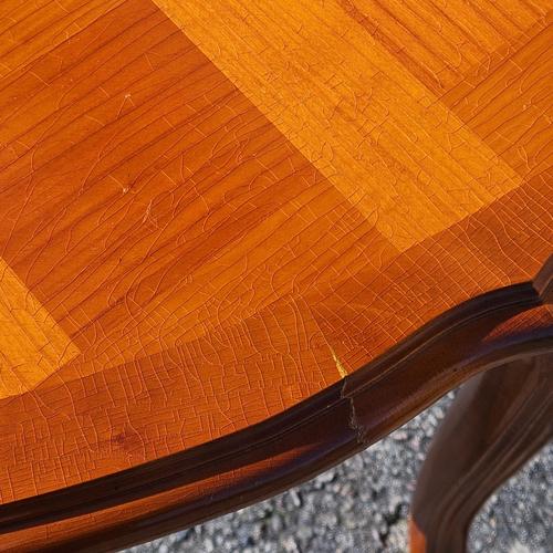French Extendable Marqueterie Dining Table in Cherry, 1980s For Sale - Image 14 of 18