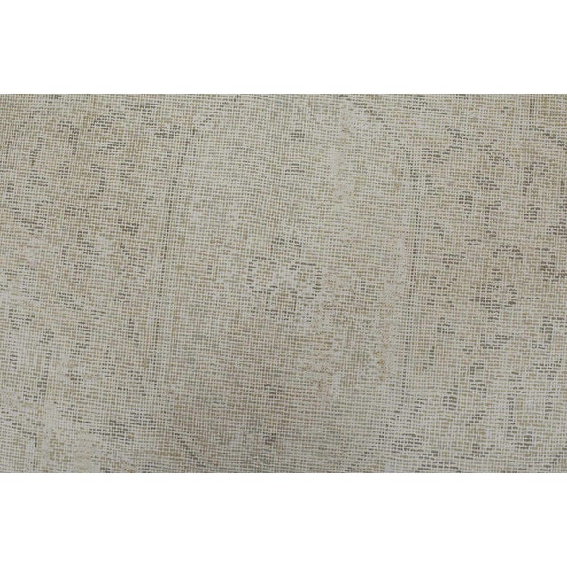 Ivory Kerman Rug 9’5” X 12′ Ivory Wool Vintage Distressed Hand-Knotted Carpet For Sale - Image 8 of 15