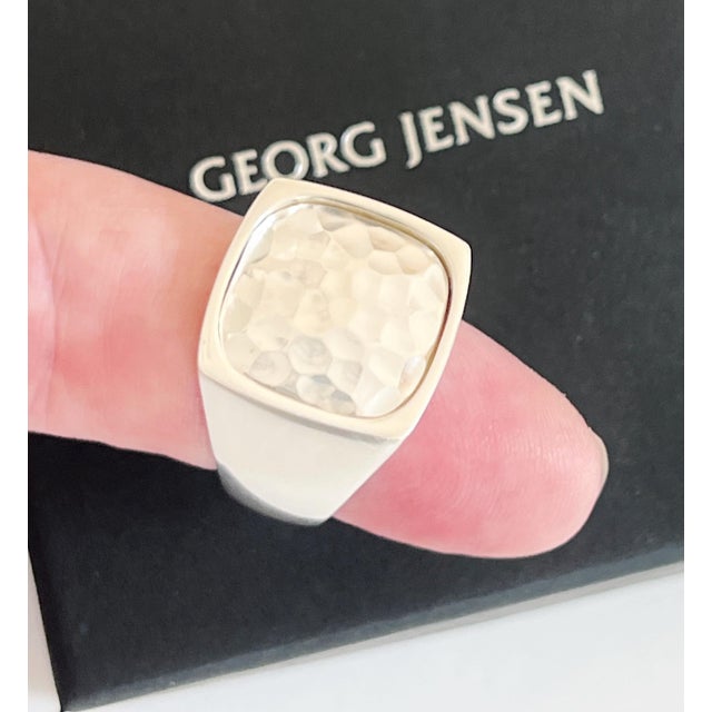 2020s Lovely Danish Georg Jensen 925 Sterling Silver Hammered Signet Ring Sz 10.75 For Sale - Image 5 of 5