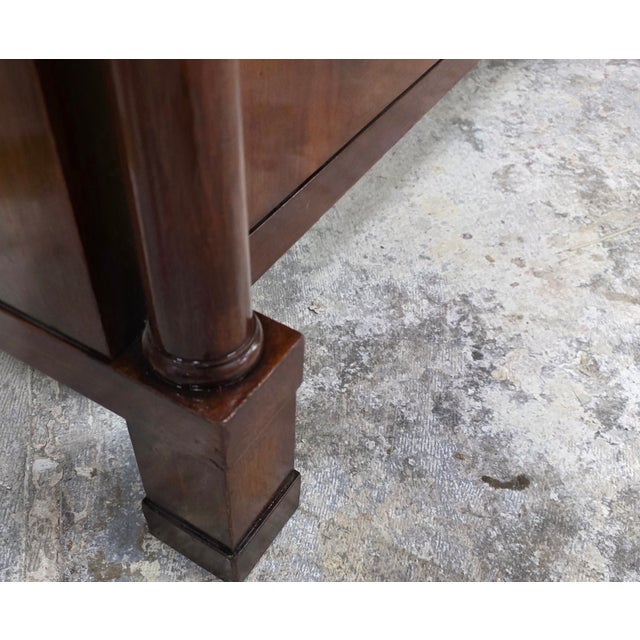 Early 20th Century John Stuart French Empire-Style Walnut Commode With a Black Marble Top. For Sale - Image 10 of 16