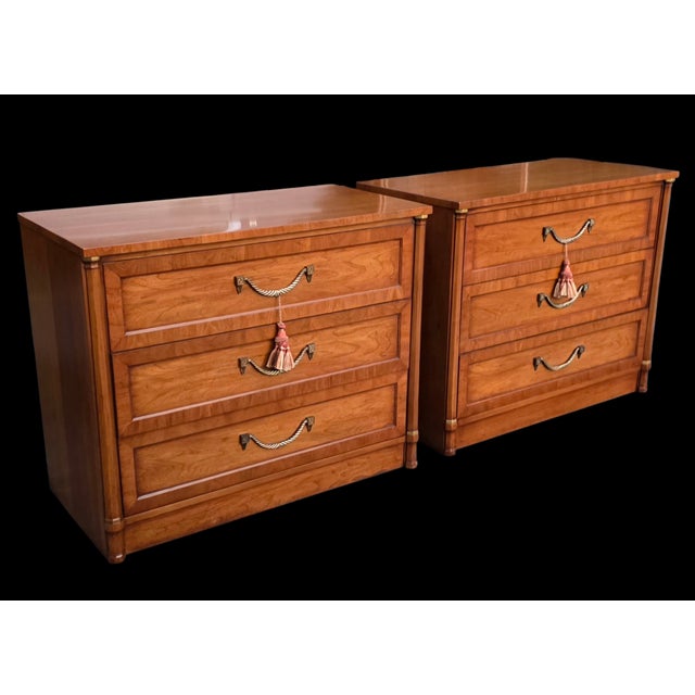Henredon Pair of Vintage Henredon Furniture Bachelor's Chests For Sale - Image 4 of 15