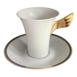 Medallion Meandre d'Or Coffee Cup and Saucer by Versace for Rosenthal, 1990s, Set of 2 For Sale