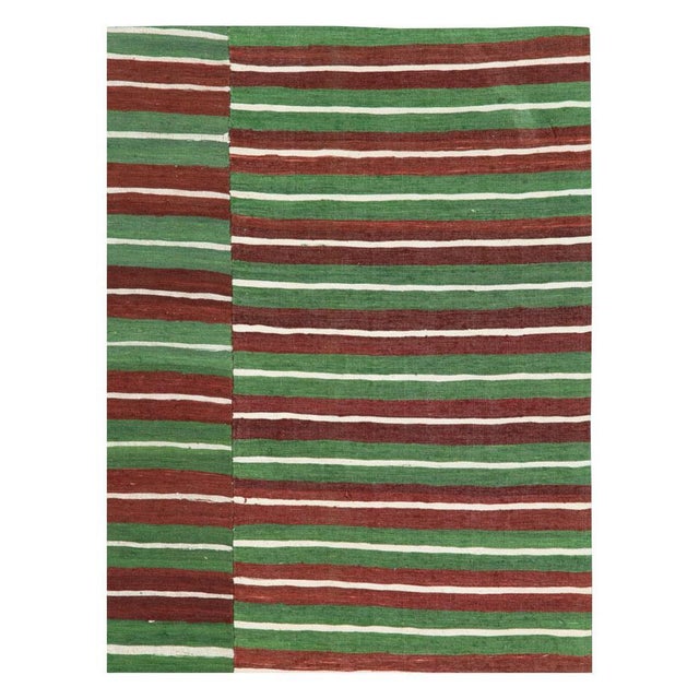 Galerie Shabab Collection Mid-20th Century Handmade Turkish Flat-Weave Kilim Room Size Accent Rug For Sale - Image 4 of 10
