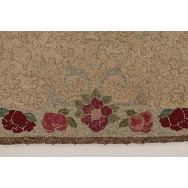 Textile Antique 20th Century Hooked Rug in Beige With Rose Floral Borders - Rug & Kilim For Sale - Image 7 of 10