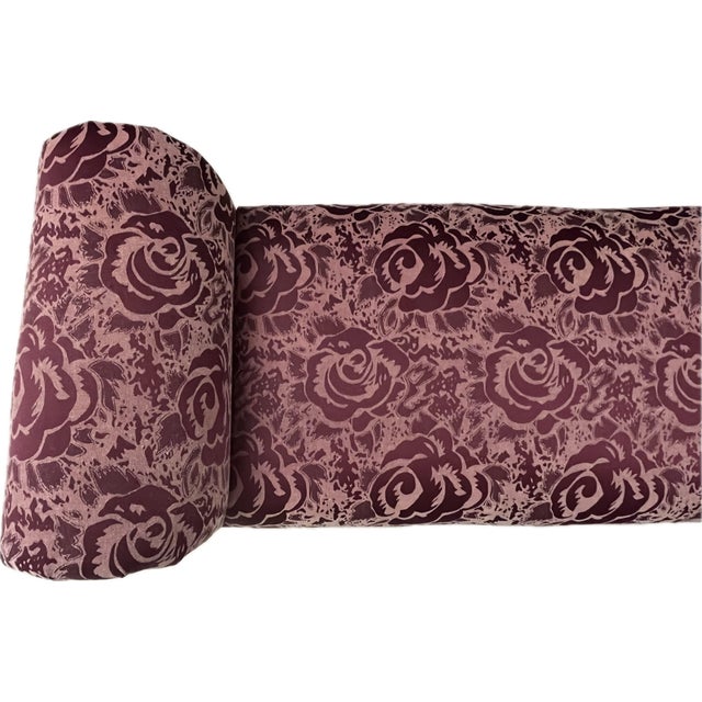 1990s Classic Upholstered Window Bench With Queen Anne Legs in Burgundy Floral Fabric For Sale - Image 4 of 6