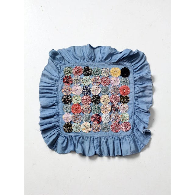 Vintage Yo-Yo Quilted Pillow Cover For Sale - Image 9 of 9