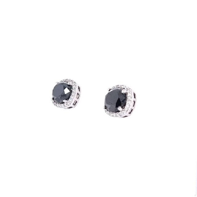 Contemporary 5.92 Carat Black Diamond White Diamond 14 Karat White Gold Stud Earrings, A Pair For Sale - Image 3 of 7
