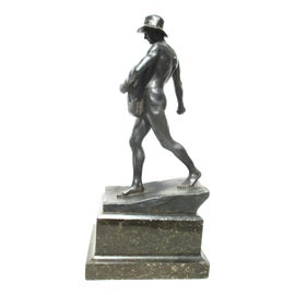 Example of Vienna Secession Sculpture