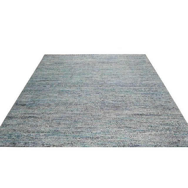 Contemporary 8x10 Gray Hand-Knotted Silk Subtle Textured Solid Open Field Modern Carpet Rug For Sale - Image 3 of 6