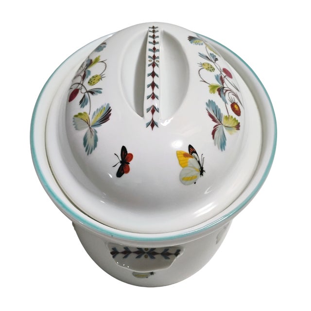 Royal Worcester Vintage Royal Worcester "Strawberry Fair" Flameproof Porcelain Oval Covered Dish For Sale - Image 4 of 15