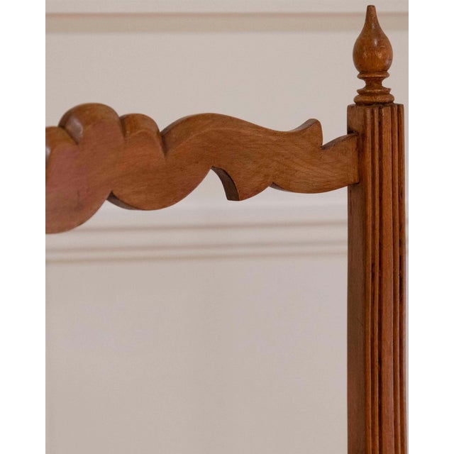 Brown Pair of 19th Century French Provençal Nurse’s Chairs in Beechwood For Sale - Image 8 of 9