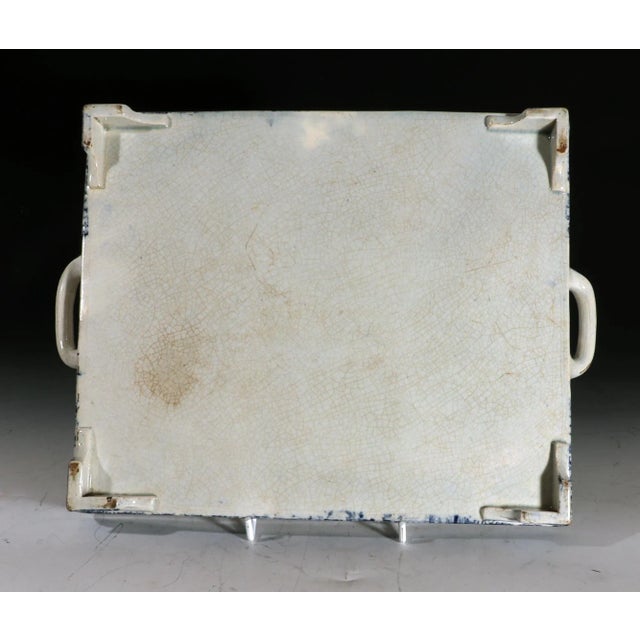 Large Pearlware Blue Printed Tray With the Angry Lion Pattern For Sale - Image 10 of 11