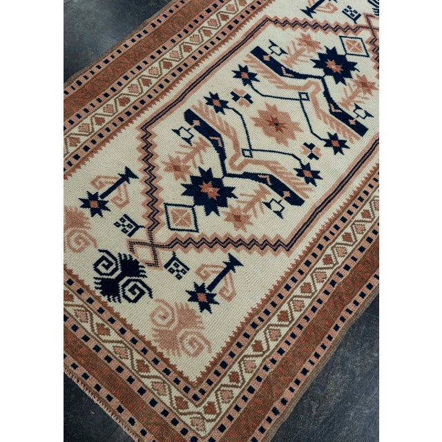 Textile Turkish Vintage Rug 2'8" x 4'5" #20692 For Sale - Image 7 of 8