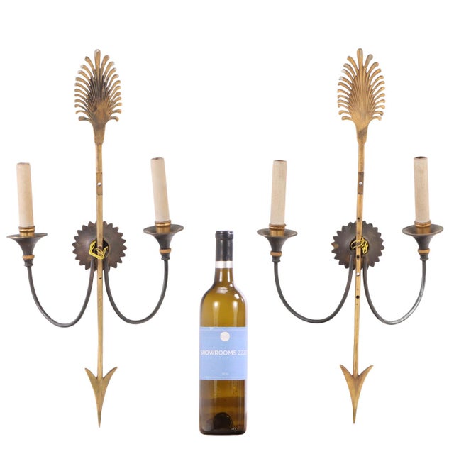 Neoclassical Pair of French Neoclassical Arrow Sconces, in the Manner of Jansen, C. 1940. For Sale - Image 3 of 4
