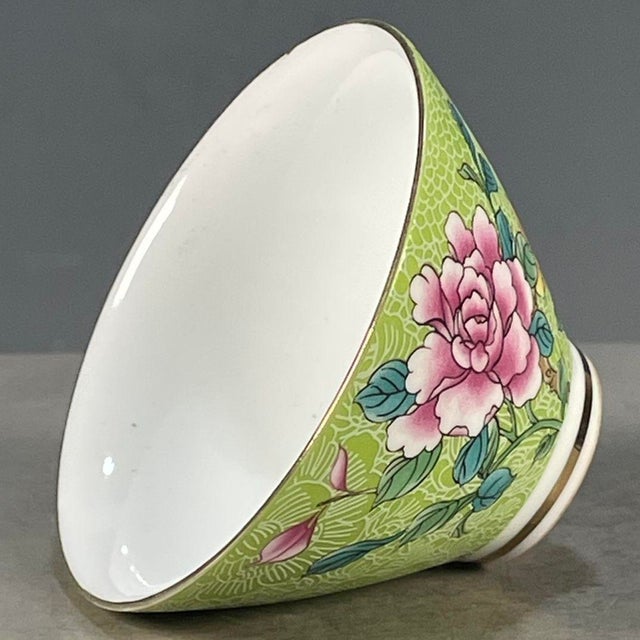 Asian Vintage Qing Famille Rose Porcelain Teacup – Peony & Lattice Motif, Qianlong Mark For Sale - Image 3 of 9