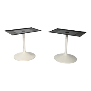 Pr. Space Age Saarinen Style Pedestal Speaker Tables C. 1970's