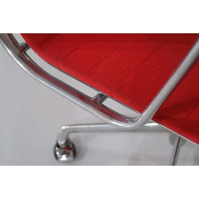 EA 117 Armchair by Charles Ray Eames for ICF, 1980s For Sale - Image 11 of 16