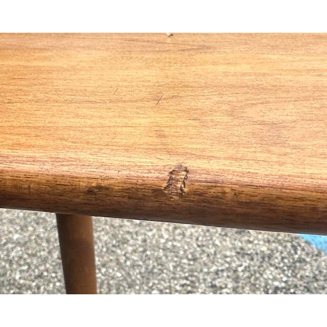 Mid-Century Modern Conant Ball Mid Century Modern Maple Coffee Table With Nesting Stools For Sale - Image 3 of 10