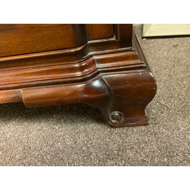 Wood 20th Century Mahogany Block Front Chest of Drawers For Sale - Image 7 of 10