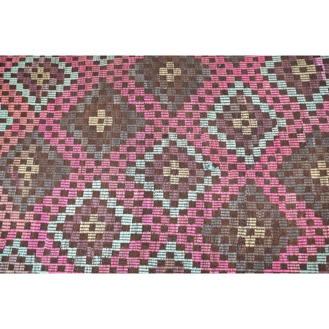 Textile 1960s Vintage Turkish Pink Kilim Rug For Sale - Image 7 of 11