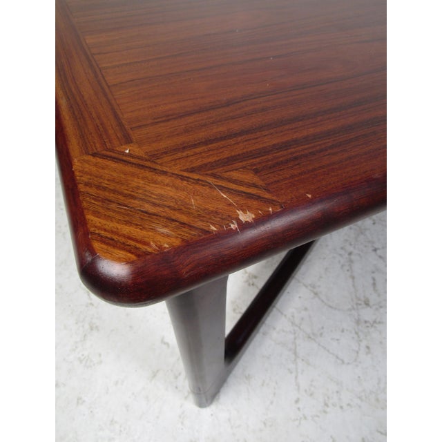 Mid-Century Modern Rosewood "X" Base Coffee Table For Sale - Image 11 of 12