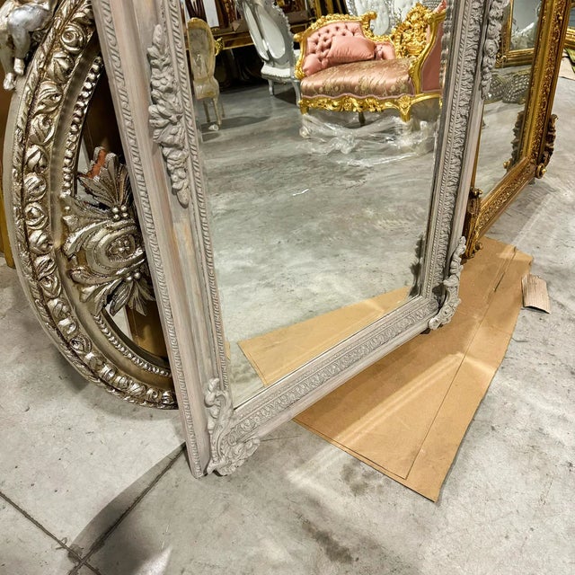 Elegant French Style Full-Length Floor Mirror in Bone Finish For Sale In Miami - Image 6 of 7