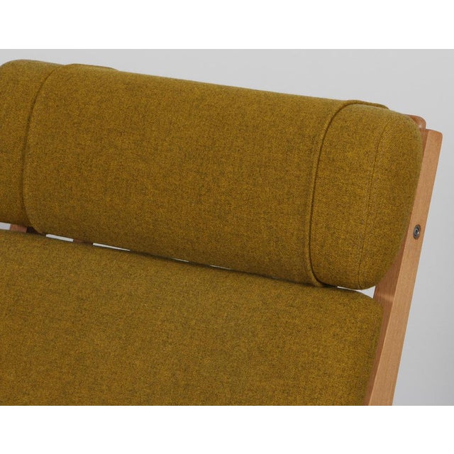 Model GE-375 Lounge Chair attributed to Hans J. Wegner for Getama, 1960s For Sale - Image 4 of 9