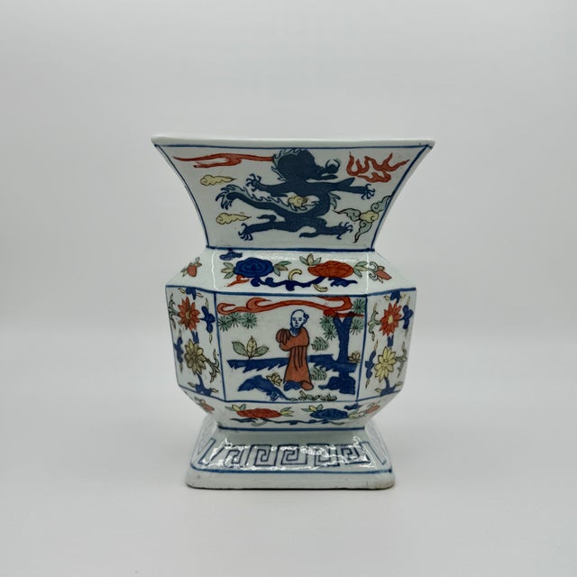1920s 1920s Chinese Polychrome Zun Vase For Sale - Image 5 of 6