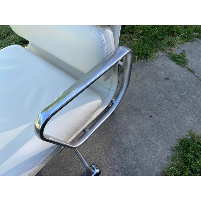Herman Miller Authentic Eames Soft Pad Chair - Executive by Herman Miller White Leather For Sale - Image 4 of 12
