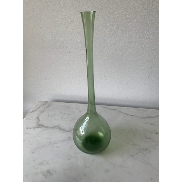 Mid-Century Modern 1950s Tall Arthur Percy for Gullaskruf Sweden Smokey Green Glass Vase For Sale - Image 3 of 9